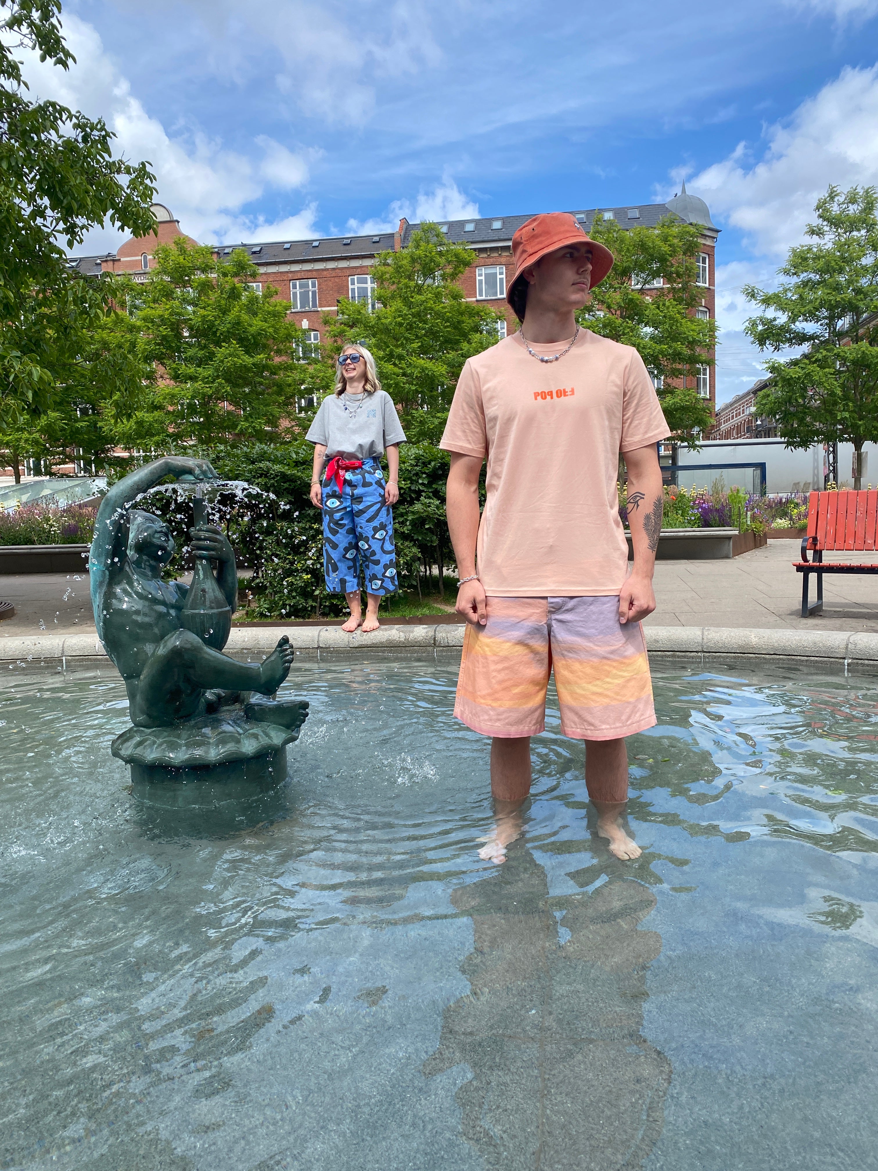 THE POP TEE 180 // peach with orange