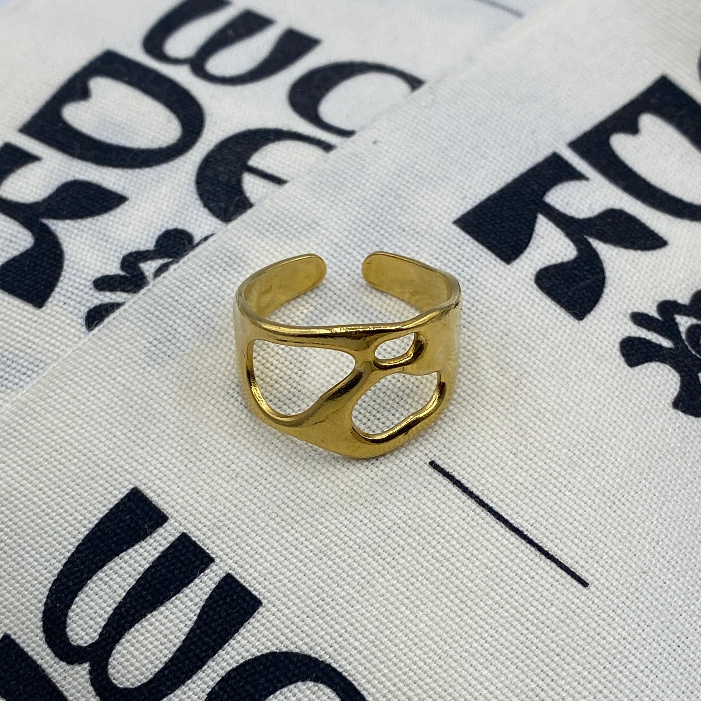 THE TONE RING // Goldplated Steel