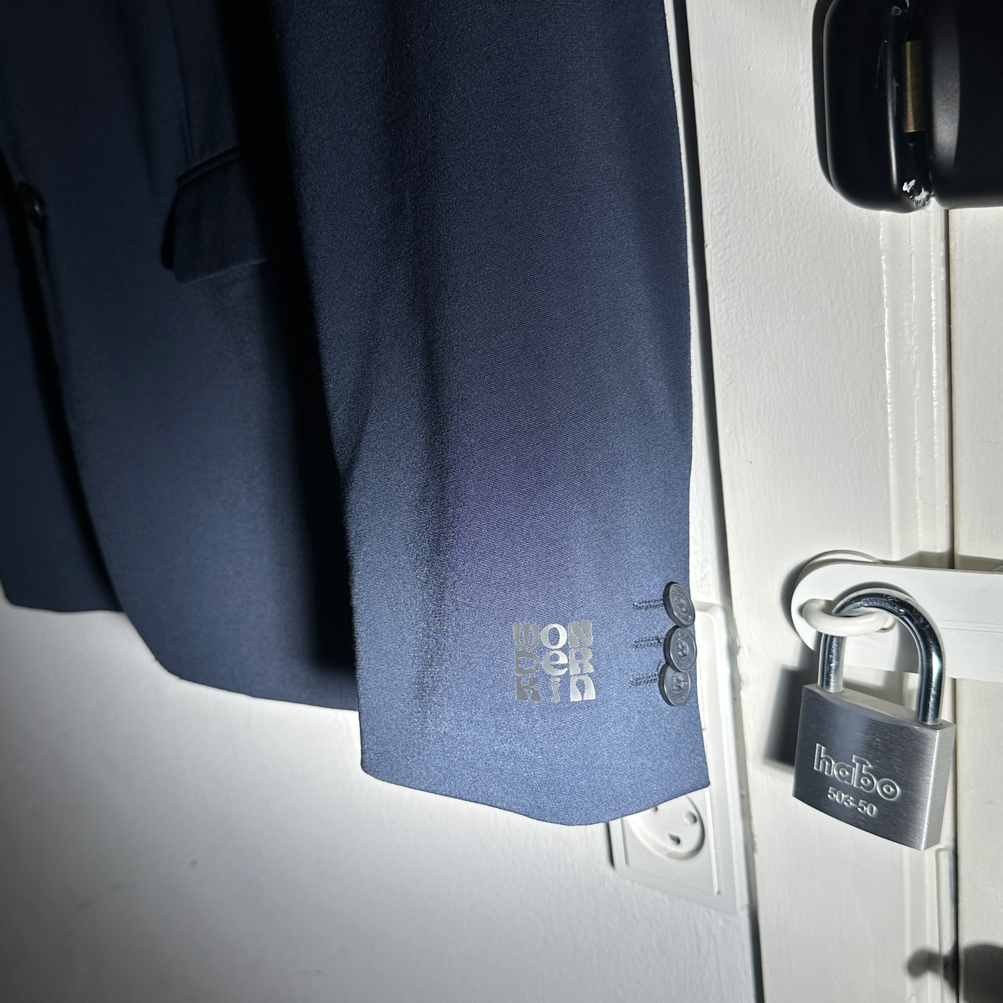 THE POP-CYCLED BLAZER // #004 - ONE OF ONE